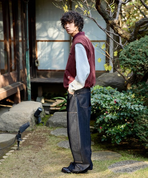 kutir（クティール）の「DOUBLE KNEE CURVE BUGGY RIGID DENIM PANTS／ダブルニーカーブバギーリジットデニムパンツ（デニムパンツ・メンズ・インディゴブルー/ブラック・SMALL/MEDIUM/LARGE）」の7枚目の写真