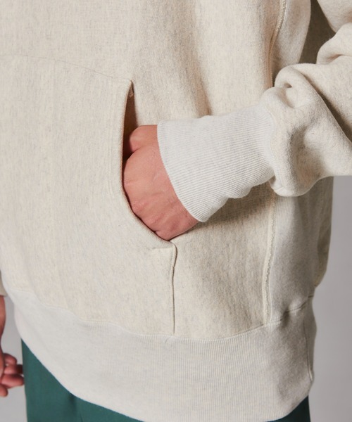 Champion(チャンピオン)の「【Champion/チャンピオン】メンズ TRUE TO ARCHIVES リバースウィーブ(R) 2ndパテントモデル プルオーバーアフターフーデッドスウェットシャツ(スウェット・レディース・シルバーグレー・LARGE/SMALL/MEDIUM/X-LARGE)」の3枚目の写真