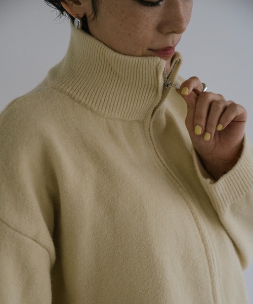 VION(ヴィオン)の「ダブルジップニットカーディガン / Double Zip Knit Cardigan(カーディガン/ボレロ・レディース・ブラック/ネイビー/イエロー・FREE)」の8枚目の写真