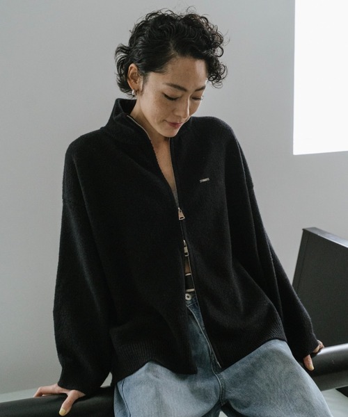 VION(ヴィオン)の「ダブルジップニットカーディガン / Double Zip Knit Cardigan(カーディガン/ボレロ・レディース・ブラック/ネイビー/イエロー・FREE)」の13枚目の写真