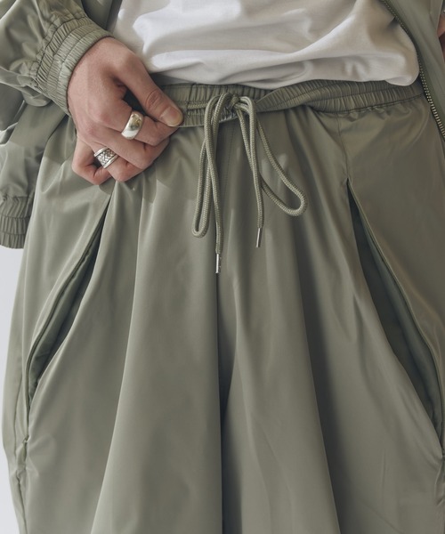 Lui's（ルイス）の「シルク混ソフトタッチイージーパンツ（その他パンツ・メンズ・オリーブ/ブラック・M/S）」の5枚目の写真