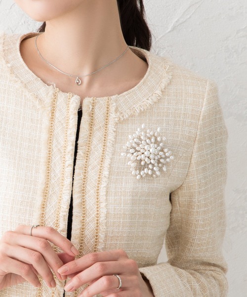 Cream dot.（クリームドット）の「パールを贅沢に散りばめたワイヤーフラワーのコサージュ（ブローチ/コサージュ・レディース・シルバー系その他/ゴールド系その他/ゴールド/シルバー・ONE SIZE）」の12枚目の写真