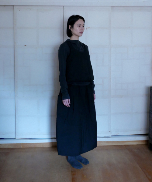 CHAMASPORTSLAB(チャマ スポーツラボ)の「CSL_Ongi Padded Vest_Black(ダウンベスト・レディース・ブラック・FREE)」の4枚目の写真