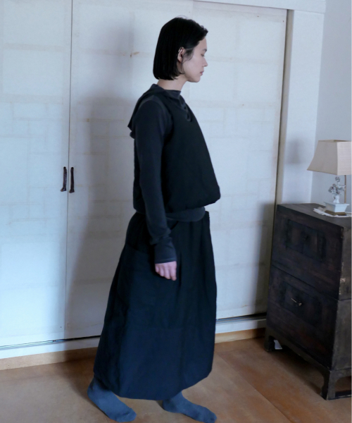CHAMASPORTSLAB(チャマ スポーツラボ)の「CSL_Ongi Padded Vest_Black(ダウンベスト・レディース・ブラック・FREE)」の7枚目の写真