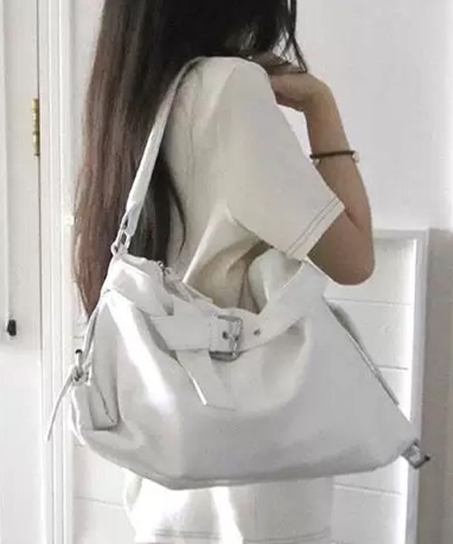 SEN TOKYO（セントーキョー）の「ベルトデザイン ミニハンドバッグ（ハンドバッグ・レディース・ホワイト/シルバー/ブラック・FREE）」の5枚目の写真