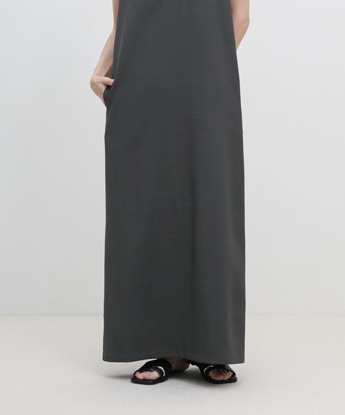 select MOCA（セレクトモカ）の「バックスリットUネックロングワンピース（ワンピース・レディース・ブラック/オフホワイト/ブラウン・FREE）」の6枚目の写真