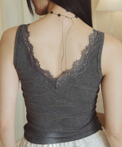FUULLY STUDIO(フーリィーステューディオ)の「レースVリブタンクトップ(タンクトップ・レディース・チャコールグレー/ホワイト/ブラック・FREE)」の16枚目の写真