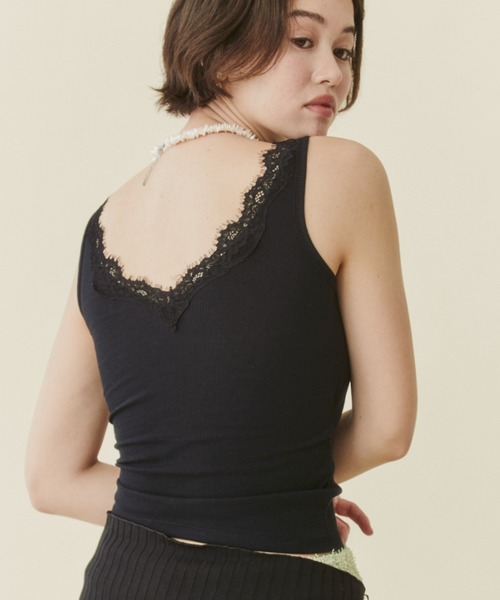 FUULLY STUDIO(フーリィーステューディオ)の「レースVリブタンクトップ(タンクトップ・レディース・チャコールグレー/ホワイト/ブラック・FREE)」の22枚目の写真