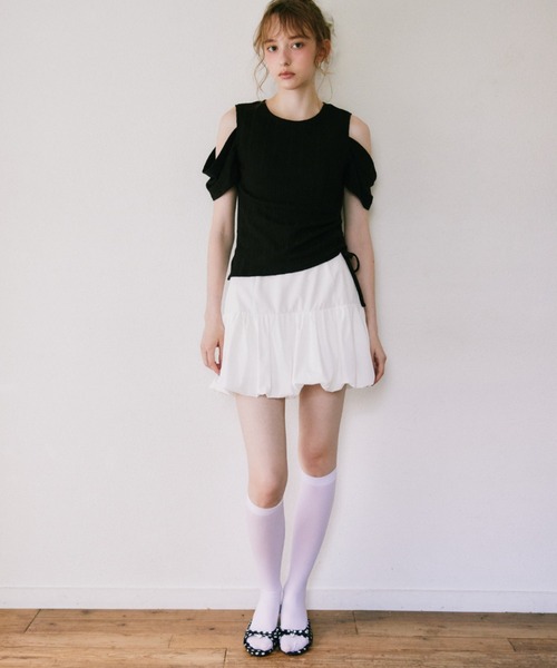 idem(イデム)の「open shoulder glitter tops / オープンショルダーグリッタートップス(Tシャツ/カットソー・レディース・アイボリー/ブラック・FREE)」の12枚目の写真