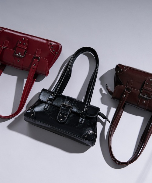 Ellno Loset(エルノロゼット)の「round scape shoulder bag(ショルダーバッグ・メンズ・ブラウン/レッド/ブラック・FREE)」の21枚目の写真