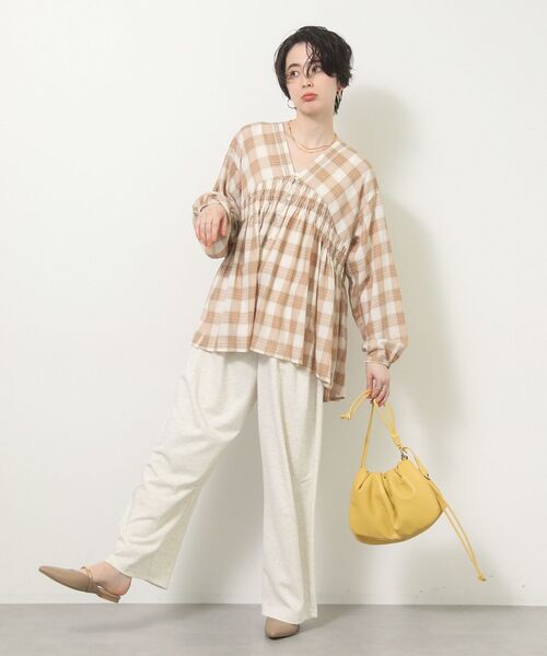 Green　Parks（グリーンパークス）の「Vカットメタルパーツミュール（その他シューズ・レディース・ブラック/ベージュ・S/L/M）」の17枚目の写真