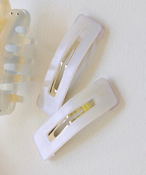 Kastane（カスタネ）の「【fiw./6色展開】カラバリヘアピン（ヘアピン・レディース・ブラウン系その他/ブラック/アイボリー/レモンイエロー/オフホワイト/パープル系その他・FREE）」の2枚目の写真