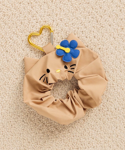 Me%(ミィパーセント)の「【HELLO KITTY】シュシュ 633298(その他雑貨・レディース・ゴールド/レッド/ブラック系その他/ブラック・FREE)」の4枚目の写真