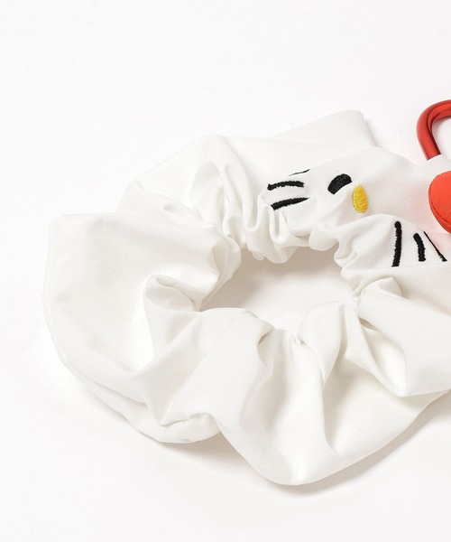 Me%(ミィパーセント)の「【HELLO KITTY】シュシュ 633298(その他雑貨・レディース・ゴールド/レッド/ブラック系その他/ブラック・FREE)」の20枚目の写真