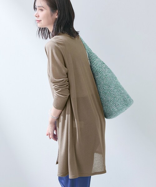 INDIVI(インディヴィ)の「【洗える/アンサンブル可能】シアースストライプカーディガン(カーディガン/ボレロ・レディース・ブラウン系/イエロー系その他/ライトブルー/ブラック/ホワイト・38/05/15 /34/13/19)」の21枚目の写真