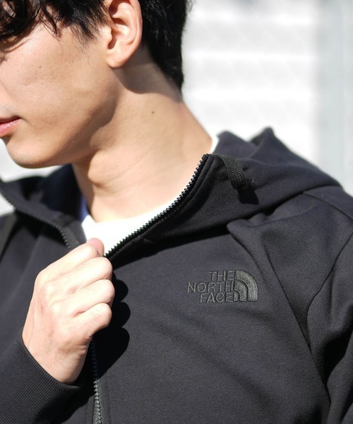 THE NORTH FACE（ザノースフェイス）の「THE NORTH FACE ザ・ノース・フェイス ジップアップ パーカー REARVIEW FULL ZIP HOODIE NT12442（パーカー・メンズ・グレー/ネイビー/ブラック×ブラック/アイボリー・S/M/L/XL/XS）」の17枚目の写真