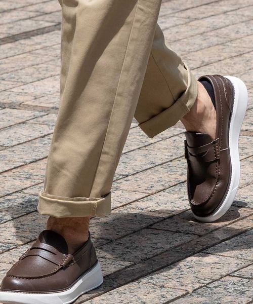 ROCKPORT(ロックポート)の「【MEN 防水 衝撃吸収】クインシー アーバン ローファー(ローファー・メンズ・ダークブラウン・25.0cm/25.5cm/26.0cm/26.5cm/27.0cm/27.5cm/28.0cm)」の1枚目の写真