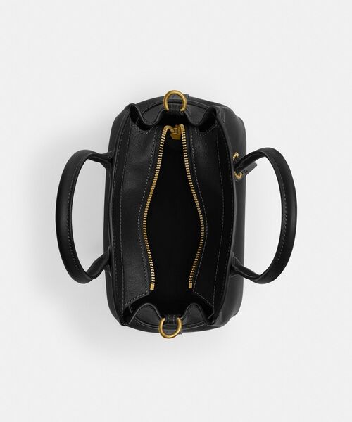 COACH(コーチ)の「ソフト エンパイア キャリーオール バッグ 21(ショルダーバッグ・レディース・ブラック系その他・ONE)」の7枚目の写真