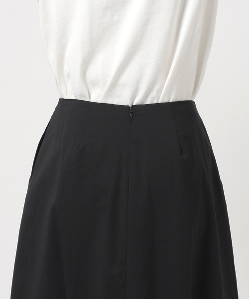 journal standard L'essage（ジャーナルスタンダードレサージュ）の「ナイロンコクーンスカート（スカート・レディース・ブラック・38/36）」の12枚目の写真