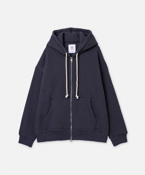 SEAGREEN(シーグリーン)の「SEAGREEN(シーグリーン) BIG WAFFLE HOODIE(パーカー・レディース・イエロー/ブラウン/サックスブルー/ネイビー/ロイヤルブルー/ブラック・3/1/2)」の3枚目の写真