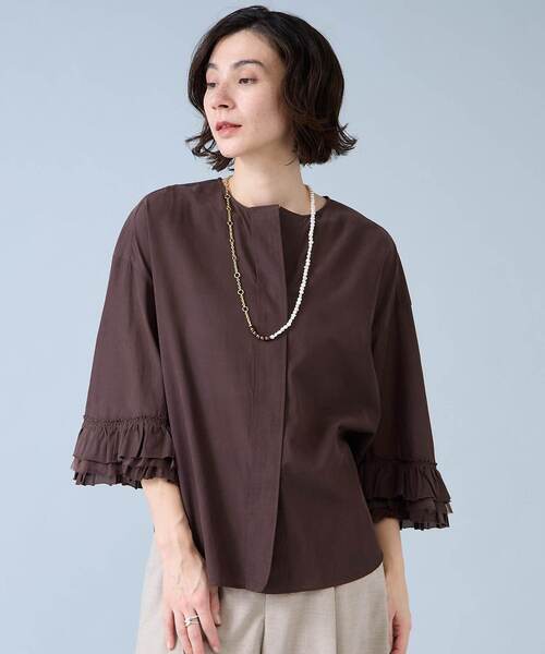 Liesse（リエス）の「フリルスリーブスキッパーブラウス（シャツ/ブラウス・レディース・ブラック/オフホワイト/ブラウン・FREE）」の3枚目の写真