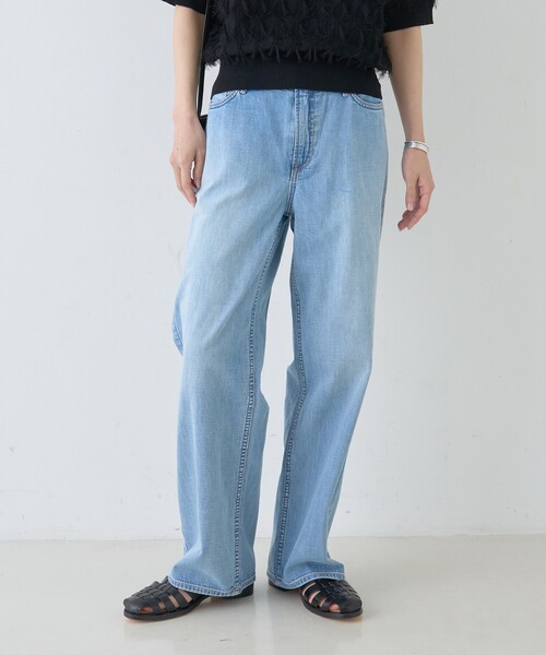 upperhights（アッパーハイツ）の「【upper hights/アッパーハイツ】THE LAZY NICE NID-R ザ レイジー ニース ミッドライズ/ワイドデニム/ウエストサイドゴム（デニムパンツ・レディース・ライトブルー・25/24/23/22/21）」の2枚目の写真