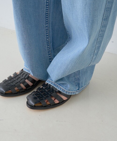 upperhights（アッパーハイツ）の「【upper hights/アッパーハイツ】THE LAZY NICE NID-R ザ レイジー ニース ミッドライズ/ワイドデニム/ウエストサイドゴム（デニムパンツ・レディース・ライトブルー・25/24/23/22/21）」の9枚目の写真