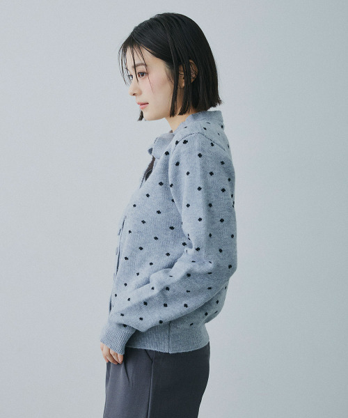 Mirette(ミレット)の「リボンタイ ドットニットカーディガン / Ribbon Tie Dot Knit Cardigan(カーディガン/ボレロ・レディース・グレー・FREE)」の6枚目の写真