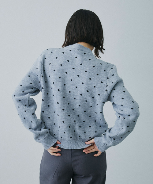 Mirette(ミレット)の「リボンタイ ドットニットカーディガン / Ribbon Tie Dot Knit Cardigan(カーディガン/ボレロ・レディース・グレー・FREE)」の8枚目の写真