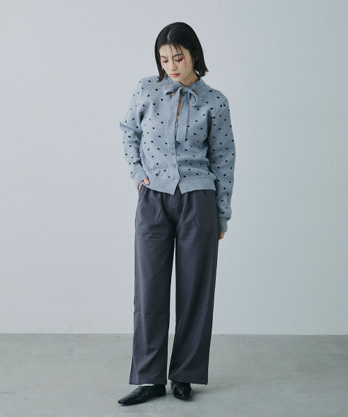 Mirette(ミレット)の「リボンタイ ドットニットカーディガン / Ribbon Tie Dot Knit Cardigan(カーディガン/ボレロ・レディース・グレー・FREE)」の11枚目の写真