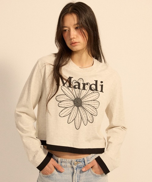 Mardi Mercredi(マルディメクルディ)の「TSHIRT LONG SLEEVE FLOWERMARDI LAYERED DETAIL / Tシャツ ロングスリーブ フラワーマルディ レイヤード ディテール(Tシャツ/カットソー・レディース・オートミール/クリーム/ブラック×ホワイト/ネイビー・FREE)」の3枚目の写真