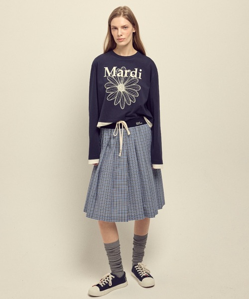 Mardi Mercredi(マルディメクルディ)の「TSHIRT LONG SLEEVE FLOWERMARDI LAYERED DETAIL / Tシャツ ロングスリーブ フラワーマルディ レイヤード ディテール(Tシャツ/カットソー・レディース・オートミール/クリーム/ブラック×ホワイト/ネイビー・FREE)」の20枚目の写真