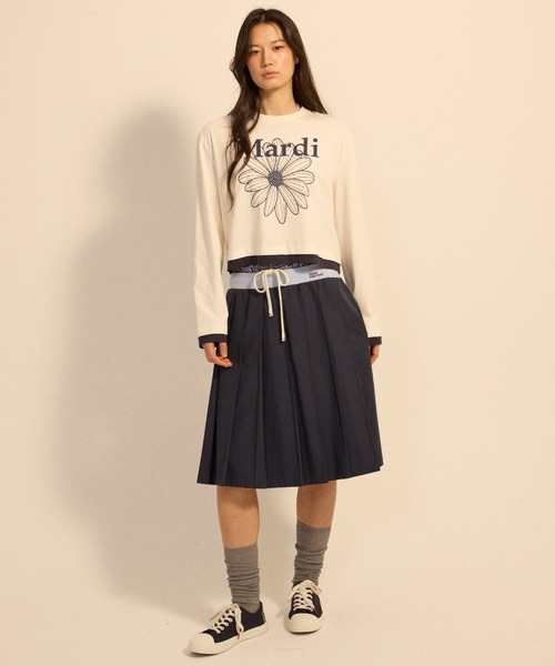 Mardi Mercredi(マルディメクルディ)の「TSHIRT LONG SLEEVE FLOWERMARDI LAYERED DETAIL / Tシャツ ロングスリーブ フラワーマルディ レイヤード ディテール(Tシャツ/カットソー・レディース・オートミール/クリーム/ブラック×ホワイト/ネイビー・FREE)」の16枚目の写真
