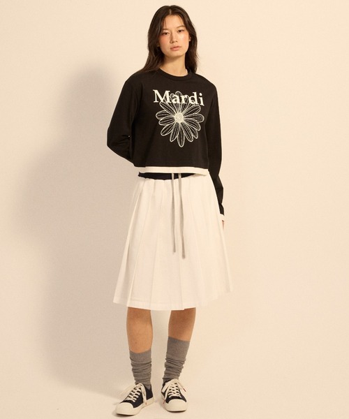 Mardi Mercredi(マルディメクルディ)の「TSHIRT LONG SLEEVE FLOWERMARDI LAYERED DETAIL / Tシャツ ロングスリーブ フラワーマルディ レイヤード ディテール(Tシャツ/カットソー・レディース・オートミール/クリーム/ブラック×ホワイト/ネイビー・FREE)」の12枚目の写真