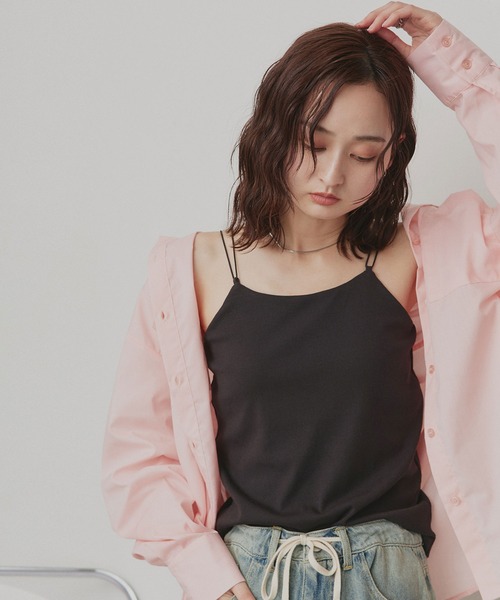 ad thie(アドティエ)の「CICA配合 ダブルストラップ カップ付きリブキャミソール(キャミソール・レディース・オフホワイト/ブラック・FREE)」の1枚目の写真