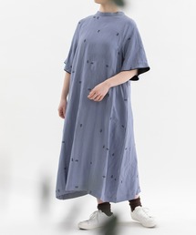 リネンレーヨン刺繍フレアースリーブワンピース
