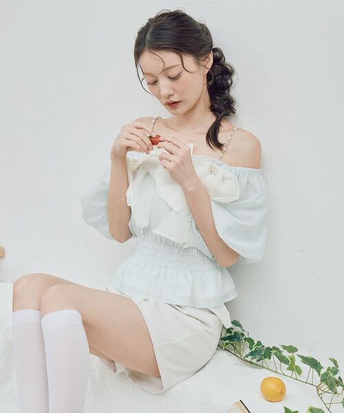 MAJESTIC LEGON(マジェスティックレゴン)の「ダブルリボンバルーンブラウス(シャツ/ブラウス・レディース・ピンク/イエロー/ブラック/ブルー・MEDIUM)」の19枚目の写真