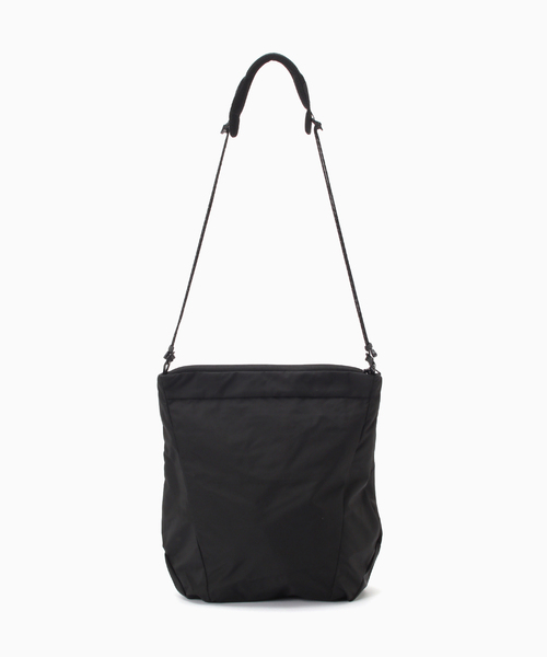 SALOMON(サロモン)の「SALOMON (サロモン) ACS PACKABLE TOTE BAG(クラッチバッグ・メンズ・ブラック・FREE)」の3枚目の写真