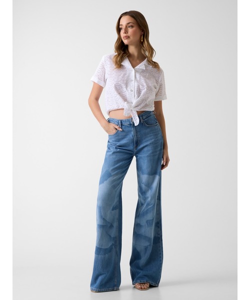 Guess(ゲス)の「SHARON Eyelet Shirt シャツ ブラウス(シャツ/ブラウス・レディース・ホワイト・LARGE/MEDIUM/SMALL/X-SMALL)」の4枚目の写真