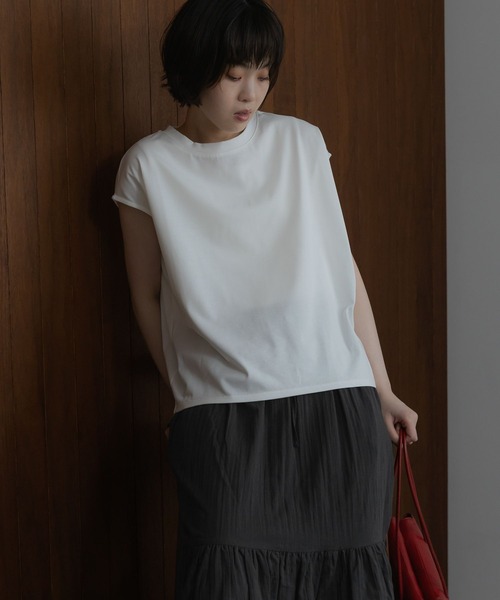 studio CLIP(スタディオクリップ)の「《ウタオ》多機能フレンチスリーブTシャツ(Tシャツ/カットソー・レディース・ラベンダー/オレンジ/ブルー/ブラック/カーキ/ホワイト・MEDIUM/SMALL/LARGE/X-LARGE)」の2枚目の写真