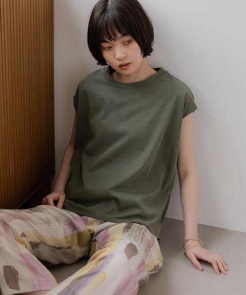 studio CLIP(スタディオクリップ)の「《ウタオ》多機能フレンチスリーブTシャツ(Tシャツ/カットソー・レディース・ラベンダー/オレンジ/ブルー/ブラック/カーキ/ホワイト・MEDIUM/SMALL/LARGE/X-LARGE)」の3枚目の写真