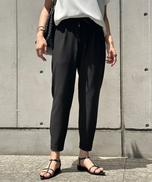 Emma Taylor(エマテイラー)の「【シルエットにこだわった大人ジョガー】ストレッチジョガーパンツ(その他パンツ・レディース・ライトベージュ/ブラック・38/36)」の5枚目の写真