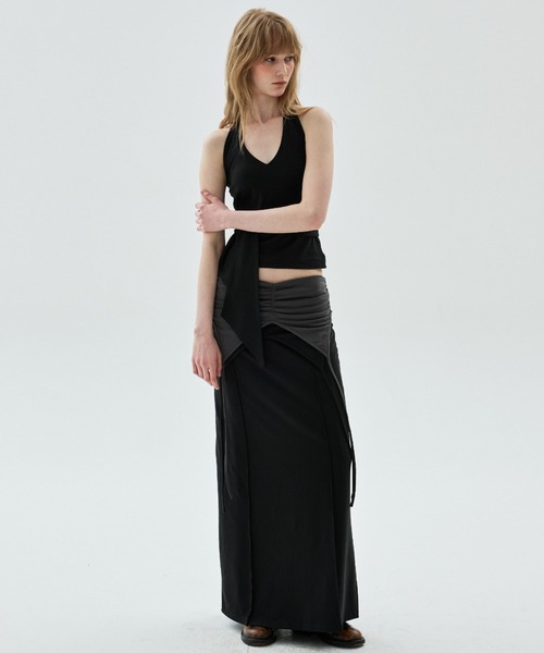 Mardi Mercredi(マルディメクルディ)の「MAXI SKIRT FOLDOVER WAIST / マキシスカート フォールドオーバー ウエスト(スカート・レディース・ブラック/チャコールグレー・FREE)」の2枚目の写真