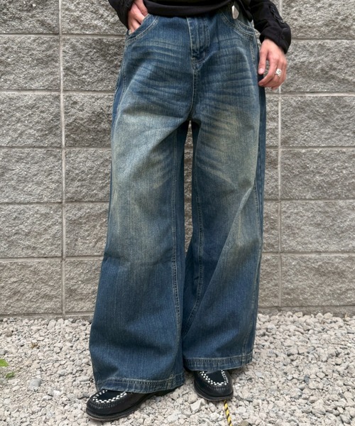 Chikashitsu +(チカシツプラス)の「【Chikashitsu +】double slub wide denim pants / 【チカシツプラス】ダブルスラブワイドデニムパンツ(デニムパンツ・メンズ・ブルー・M/L/S)」の1枚目の写真