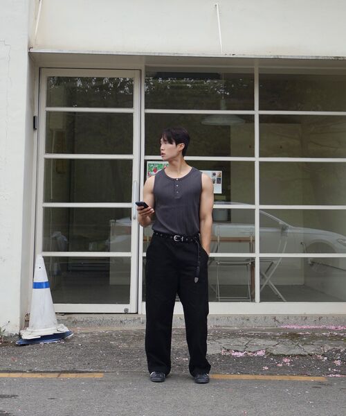 JUAN HOMME（ジュアンオム）の「リファインドヘンリーネックスリーブレス（チャコール）（Tシャツ/カットソー・メンズ・その他・MEDIUM/LARGE）」の11枚目の写真