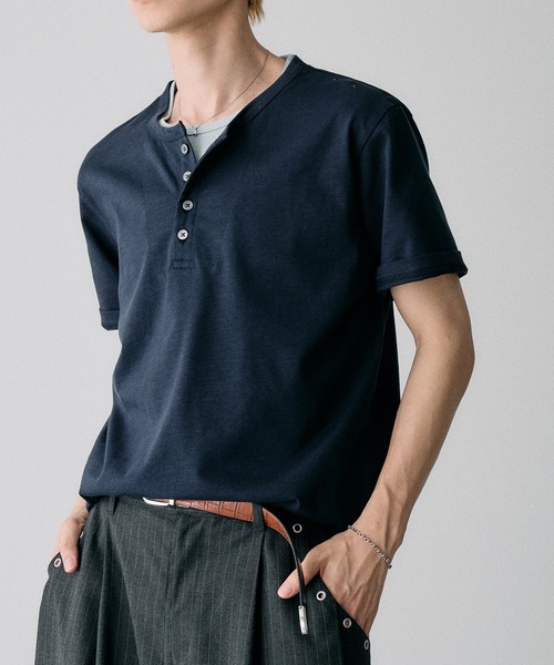 Adoon plain(アドーンプレーン)の「レイヤードスラブヘンリーネックT(Tシャツ/カットソー・メンズ・ブラック/アイボリー/レッド/ネイビー・MEDIUM/LARGE)」の14枚目の写真