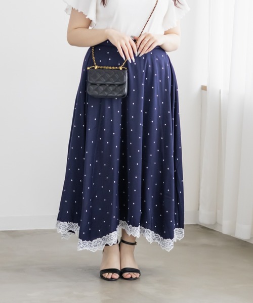 CLETTE(クレット)の「CLETTEオリジナルレース使いドットスカート(スカート・レディース・オフホワイト/ブラック/ネイビー・4L/3L/LL)」の3枚目の写真