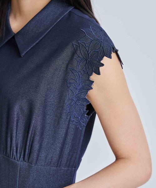 NOELA(ノエラ)の「ノースリ刺繍ワンピース(ワンピース・レディース・オフホワイト/ダークインディゴブルー・M/S)」の11枚目の写真