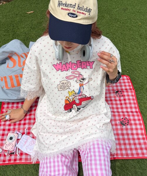 w closet(ダブルクローゼット)の「【Am企画】花柄レースビッグT(Tシャツ/カットソー・レディース・ブルー/グレー/オフホワイト・FREE)」の5枚目の写真
