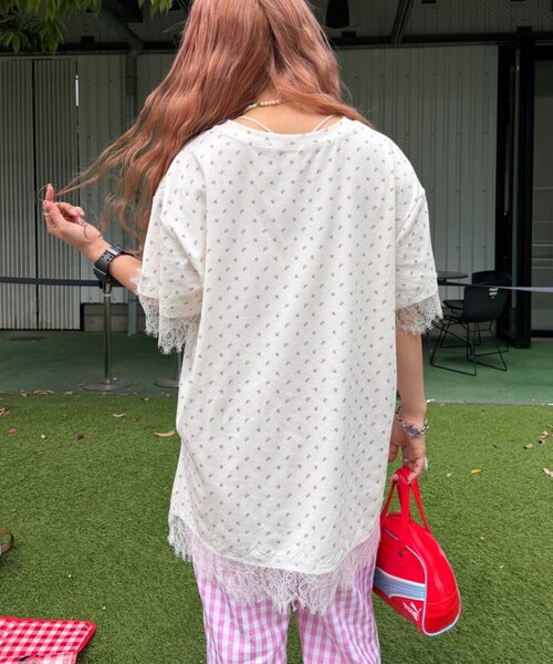 w closet(ダブルクローゼット)の「【Am企画】花柄レースビッグT(Tシャツ/カットソー・レディース・ブルー/グレー/オフホワイト・FREE)」の8枚目の写真